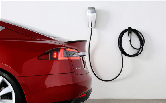 文鳳汽車10.18要聞 揭秘高管背景與年底自動(dòng)駕駛車隊(duì)計(jì)劃，兼談充電設(shè)備研發(fā)新動(dòng)向